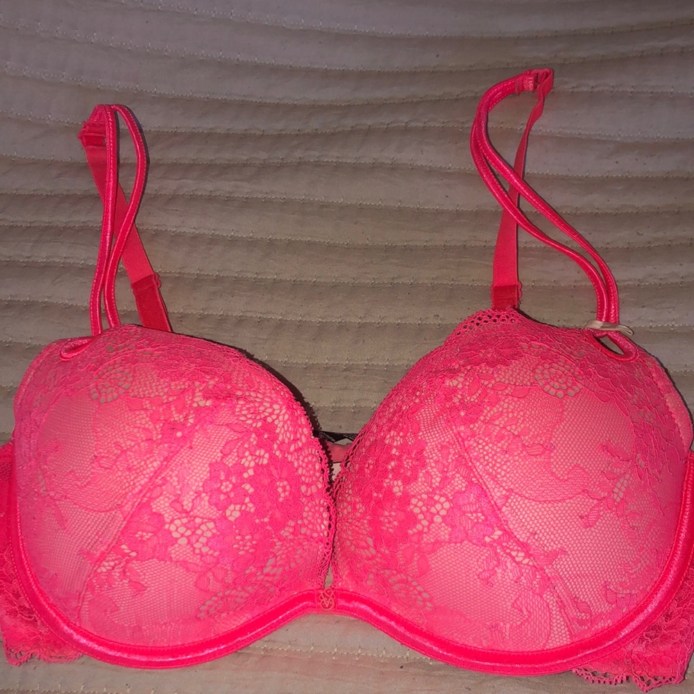 Victoria Secret pretty little thing.. line! Push up 34D